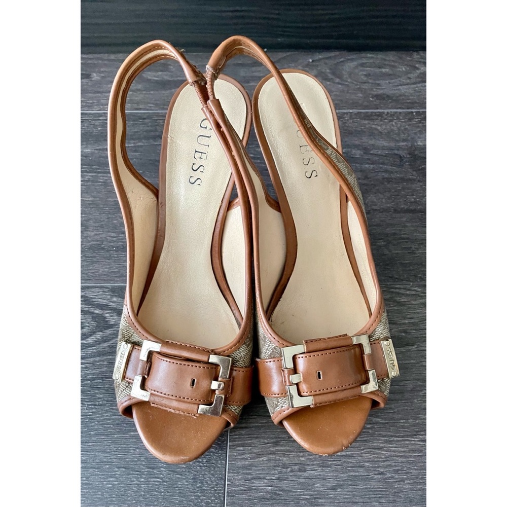 Guess Platform Pump